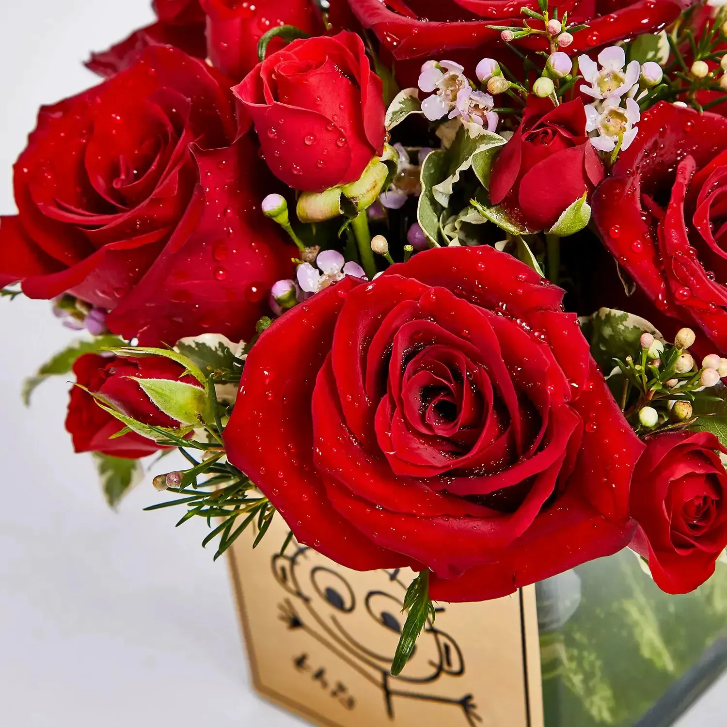 Online Boundless love rose bouquet Gift Delivery in UAE - FNP