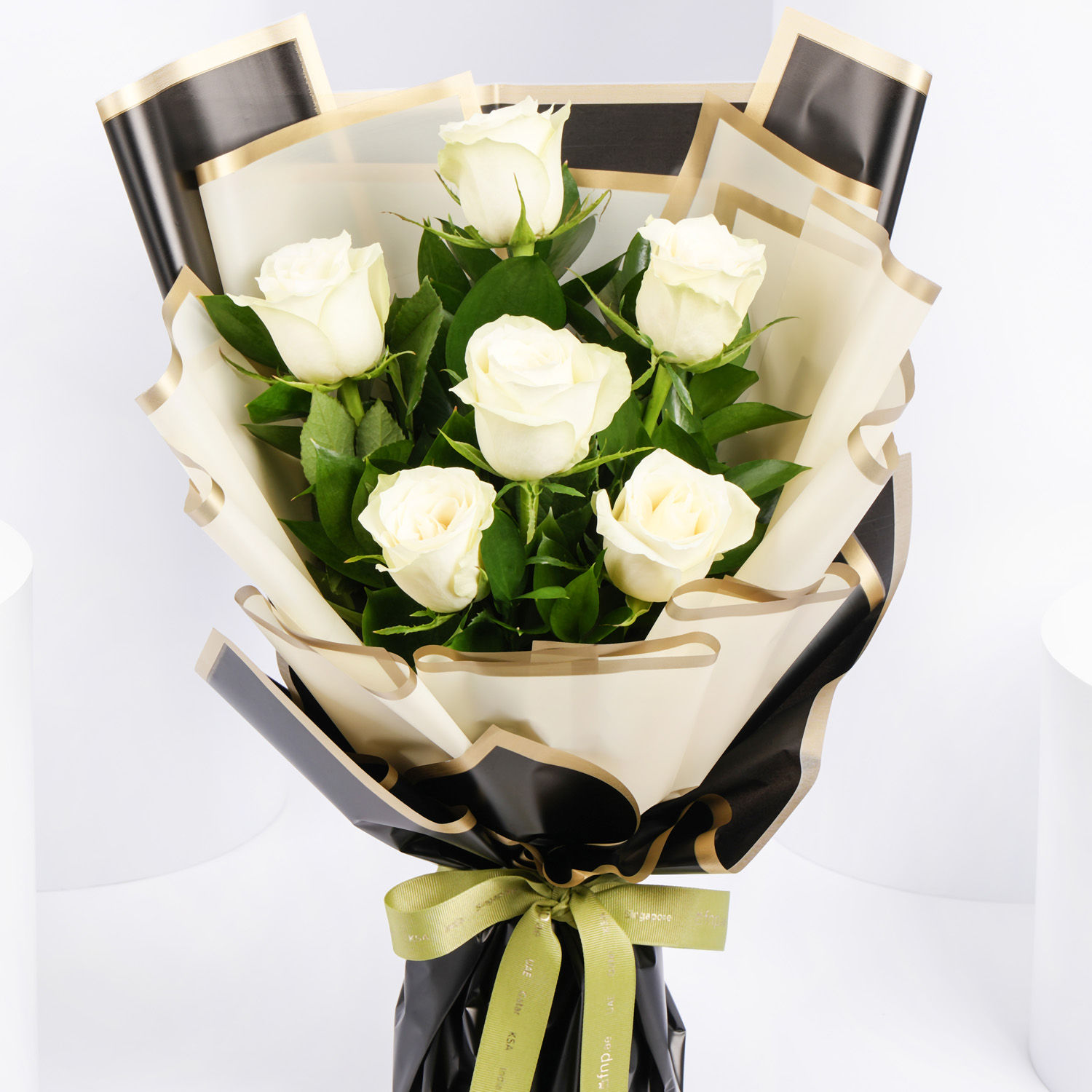 Online Beautiful White Roses Bouquet Gift Delivery in UAE - FNP